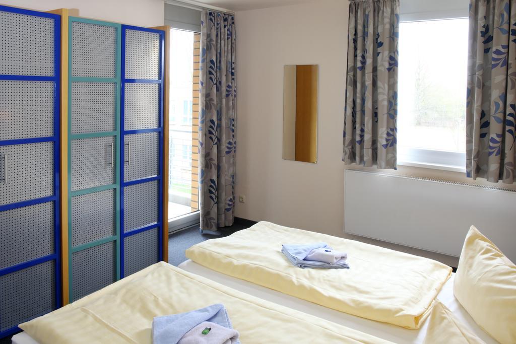 Vch Hotel Greifswald Bagian luar foto