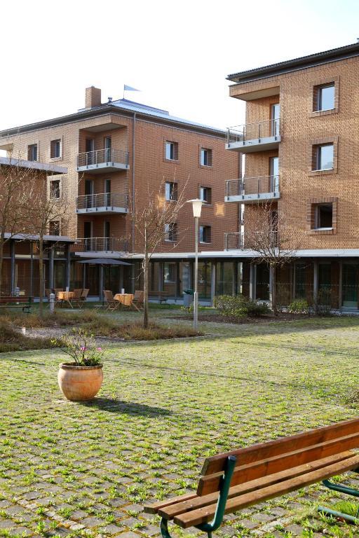 Vch Hotel Greifswald Bagian luar foto