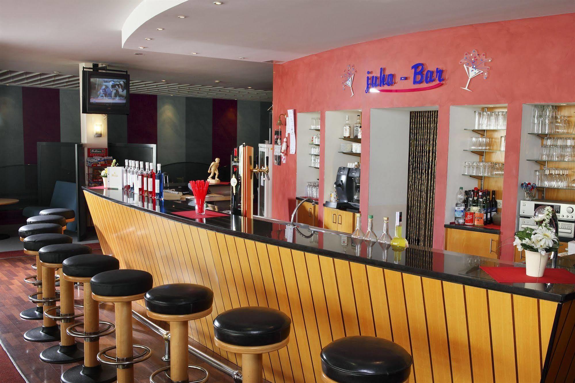 Vch Hotel Greifswald Bagian luar foto